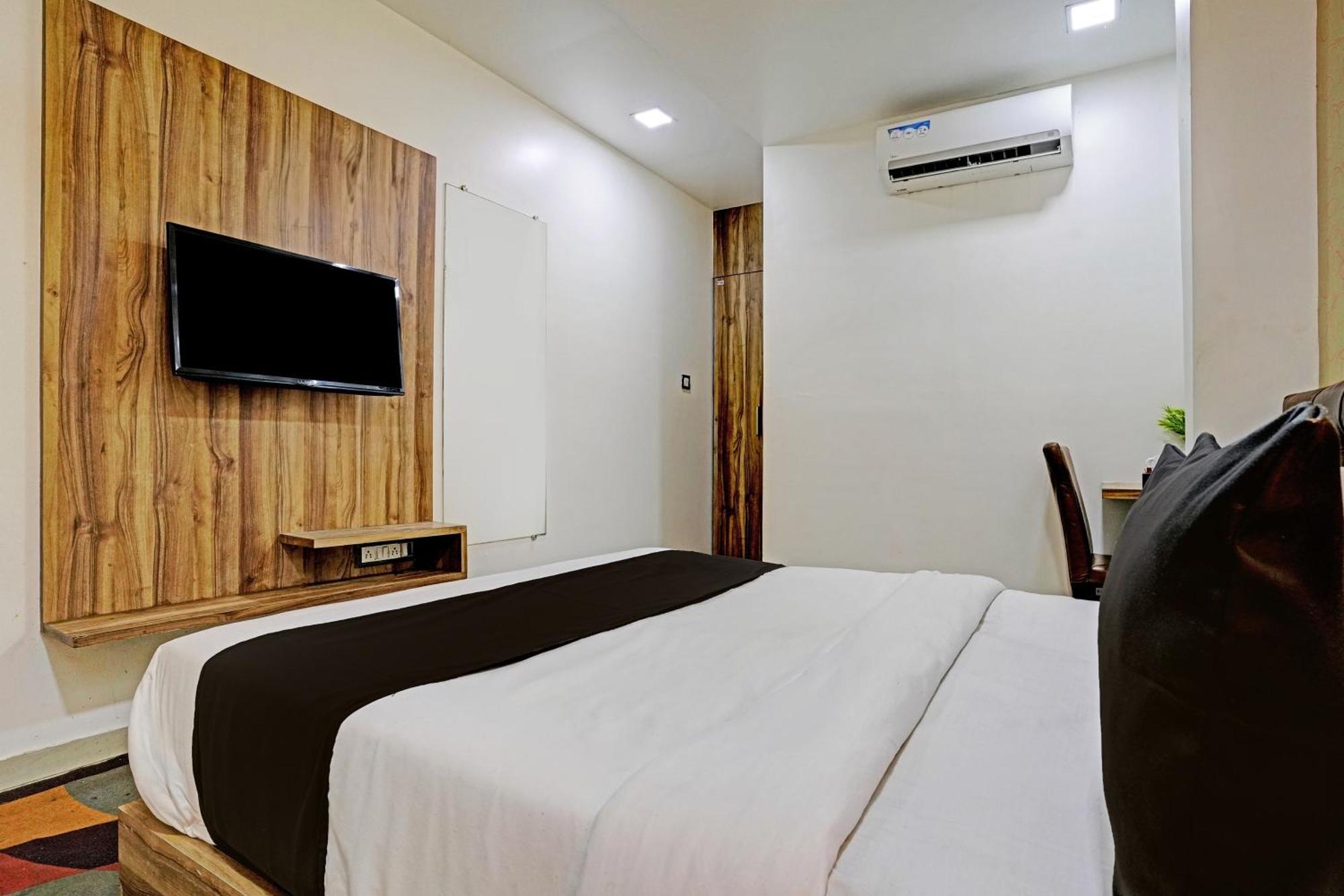 Hotel O Blue Inn Residence Near R City Mall Mumbai Dış mekan fotoğraf